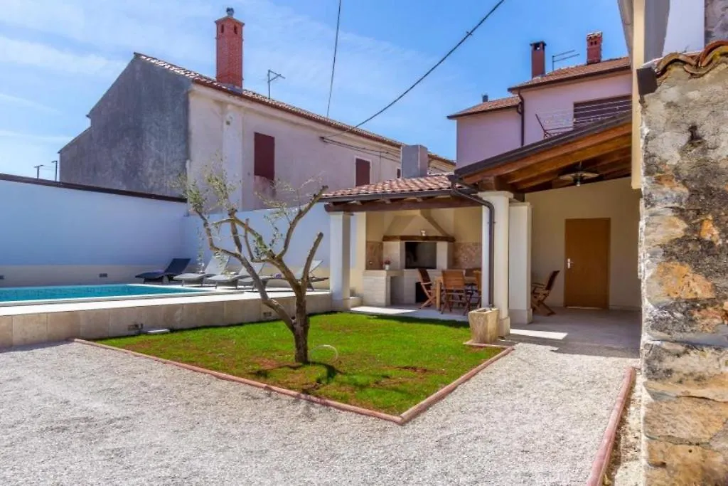 Wunderschoene Villa Mit Privatem Pool, Klima, Wlan Valtura Holiday home